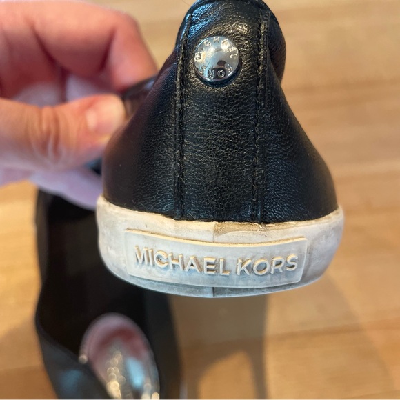 Michael Kors Pointy Slip-on Womens Size 7 Black Leather
Flats Sneakers Mod - Picture 7 of 13